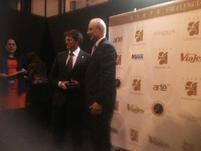 Francisco Jdar recoge en Fitur el Premio Excelencias 2012 por las iniciativas por recuperar los visitantes tras los sesmos