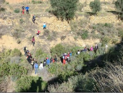 60 personas participan en la primera ruta de senderismo del programa ''Lorca a pie 2012'' que se desarroll ayer por la sierra de Almenara