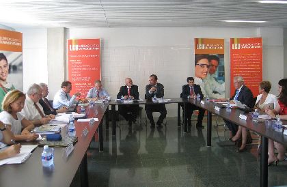 El Consejo Interuniversitario informa favorablemente sobre impartir los grados de Nutricin y Enfermera en el Campus de Lorca