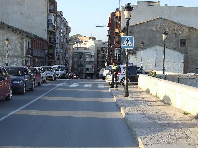 La calle Ortega Melgares ser cortada al trfico este sbado por el desmontaje de una gra