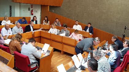 El Pleno Municipal aprueba por unanimidad una Declaracin Institucional en Solidaridad con el Pueblo de Ecuador
