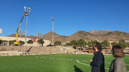 La Concejala de Deportes invierte 47.500 en la sustitucin y la reforma del alumbrado del campo de ftbol Juan Casuco