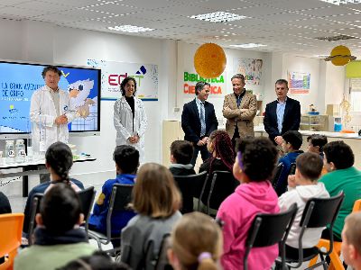 La campaa ''Bebe agua con Grifo'' regresa a los colegios del municipio para promover el consumo de agua del grifo entre ms pequeos 