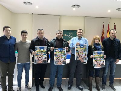 El I Partido Solidario ''Ciudad de Lorca'', que se celebrar el sbado en el Campo de Ftbol Alfonso Embarre, recoger alimentos no perecederos para Critas 