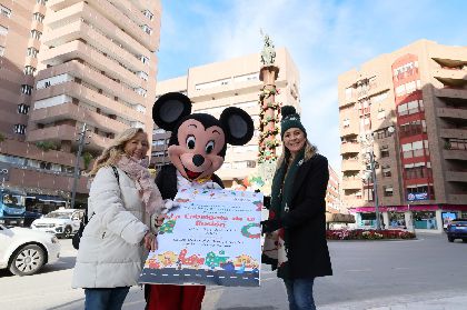 Pap Noel y ms de 400 figurantes participarn el viernes en la Cabalgata de la Ilusin de Lorca