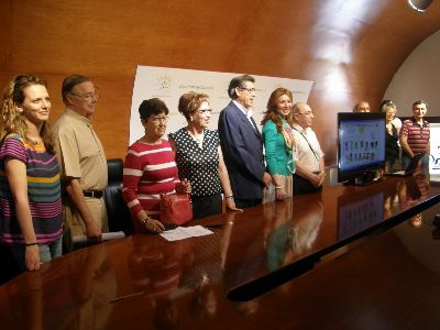 El Ayuntamiento de Lorca pone en marcha la web www.lorcamayor.lorca.es con la participacin de ''ciberabuelos'' voluntarios