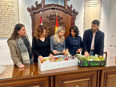 Ms de medio centenar de familias lorquinas necesitadas se beneficiarn esta Navidad de la iniciativa ''Aguinaldo solidario''