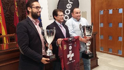 El Alcalde recibe al Lorca Deportiva para felicitarle por su victoria en la Copa Federacin