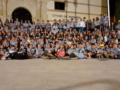 El concejal de Juventud del Ayuntamiento de Lorca, Jos ngel Ponce, despide a los miembros del grupo scout ''Ciudad del Sol'' que disfrutarn en vila de su campamento veraniego                                                                        