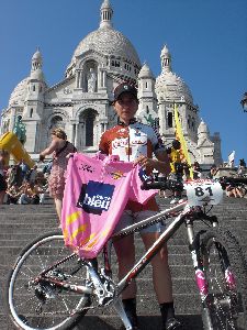 Sandra Santayes del Cemelorca-Trek-Lorca Taller del Tiempo gana el Tour de Francia de BTT.
