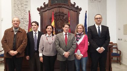 El Alcalde de Lorca firma un acuerdo con cinco entidades para que alumnos del programa de formacin de servicios a la comunidad aprendan en ellas haciendo prcticas
