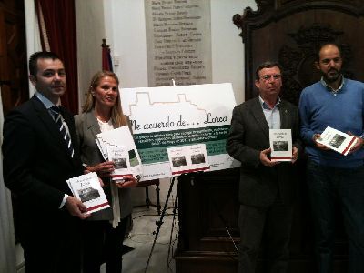 El Concejal de Educacin presenta la edicin del libro ''Me acuerdo de Lorca'', en el que 90 personas han plasmado sus vivencias de los terremotos