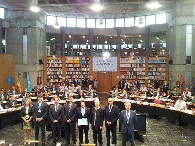 La ONU pone como ejemplo la respuesta para atender a las personas mayores tras los terremotos de Lorca y entrega al alcalde el premio internacional ''Damir Cemerin''
