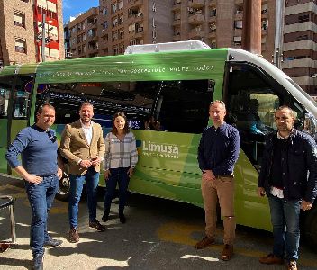 La empresa municipal Limusa adquiere un nuevo autobs para el transporte urbano de viajeros en las rutas de las pedanas