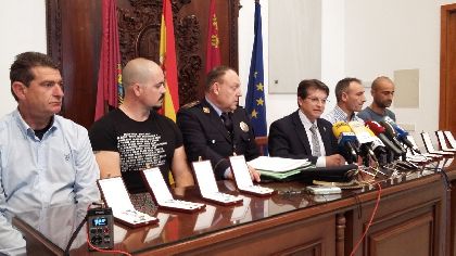 La Comisin de Honores y Distinciones de la Polica Local de Lorca condecora a la concejal de Seguridad con la Medalla de Plata al Merito Policial