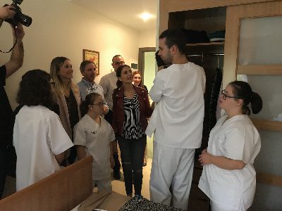 Cuatro usuarios del SEPAP de Down Lorca realizarn prcticas pre-laborales en la Residencia Caser gracias a un convenio de colaboracin entre ambas entidades