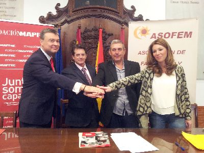 El Ayuntamiento de Lorca y ASOFEM firman con la Fundacin MAPFRE un convenio para promover la integracin laboral de jvenes con enfermedad mental