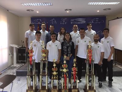 La concejala de Deportes, Irene Jdar, recibe a los lorquinos que han triunfado en el campeonato del Mundo de Karate WKB que se ha celebrado en Chile