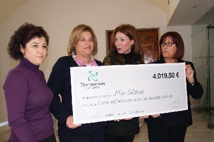 Thermomix dona 4.019,5 ? a la Mesa Solidaria del Ayuntamiento de Lorca por los damnificados de los sesmos