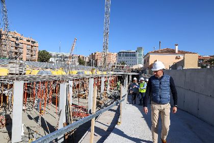 Las obras del nuevo parking municipal en Alameda de Cervantes, que ofrecer 176 plazas de aparcamiento, alcanzan el 70% de su ejecucin