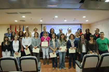 La Concejala de Empleo del Ayuntamiento de Lorca forma a 63 desempleados lorquinos en administracin, educacin infantil, gestin contable y autocad