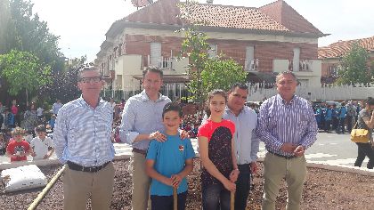 Los alumnos de educacin infantil de 33 colegios del municipio participan en la campaa de concienciacin medioambiental ''Lorca en Primavera''