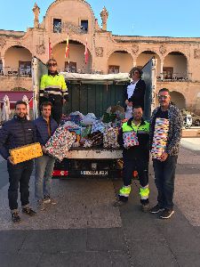 Limusa dona a Cruz Roja Lorca 200 juguetes para repartirlos durante estas fechas navideas entre las familias ms necesitadas de nuestro municipio