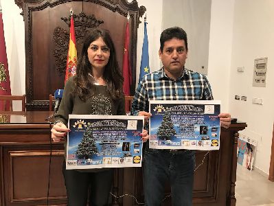 La Asociacin Nuevos Lorquinos organiza para el domingo una entrega solidaria de 1.200 juguetes con el fin de que ningn nio se quede sin regalo esta Navidad