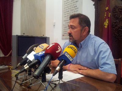 El Ayuntamiento de Lorca realiza un tratamiento fitosanitario para el control del pulgn la madrugada del lunes 8 de junio