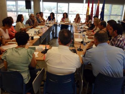El Colegio de Abogados, el Centro de Salud Mental y la Concejala de Juventud se suman a la Mesa Tcnica Local de Coordinacin contra la Violencia de Gnero de Lorca