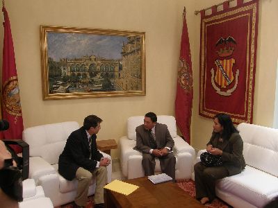 Nicols Dvila, Cnsul de Bolivia realiza una visita institucional a Lorca