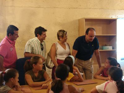 El Alcalde de Lorca visita el campo internacional de trabajo de la Diputacin de Coy donde participan 45 jvenes de 8 pases europeos