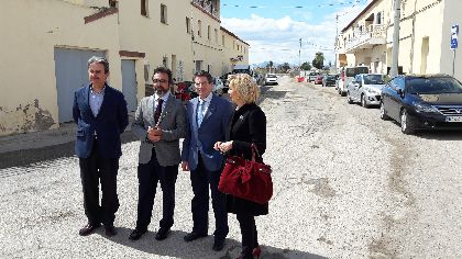 La mejora integral del Camino de los Carrasco supone una inversin de 213.000 euros para mejorar la comunicacin entre Marchena, La Hoya y el casco urbano