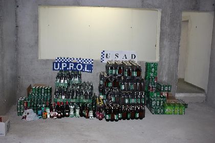 La Polica Local de Lorca interviene en dos comercios 1.370 bebidas alcohlicas por venderlas fuera del horario establecido