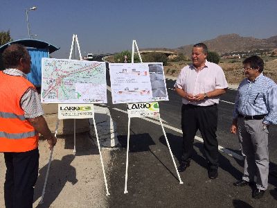 La Consejera de Fomento destina 555.000 euros para renovar la carretera que une La Hoya con la N-340