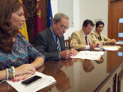 La Obra Social ''la Caixa'' y el Ayuntamiento de Lorca suman esfuerzos para ayudar a nios en situacin de vulnerabilidad