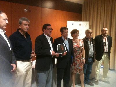 La asociacin de profesionales de emergencias de Lorca promueve una cuestacin popular para levantar un Monumento al Voluntariado Annimo