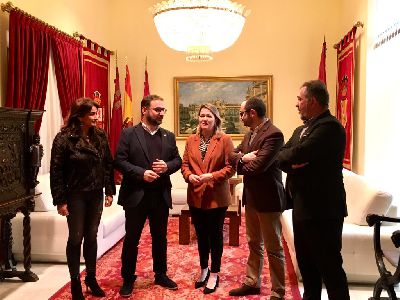 El alcalde de Lorca recibe a la consejera de Agricultura, Ganadera y Pesca del Gobierno canario, Alicia Vanoostende, con la que espera ''poder establecer canales de colaboracin''