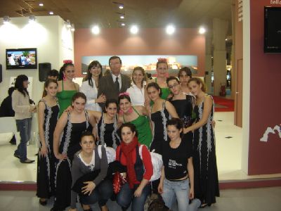 El Ballet del Estudio de Danza de Nuria Guevara, se convirti en el principal protagonista del segundo da de Turismur 2.008