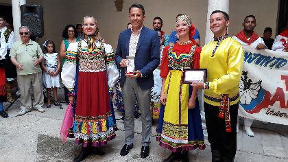 El Alcalde recibe en el Palacio de Guevara a los ms de 100 participantes procedentes de Cuba, Mxico, Rusia y Lorca que participan en el FIF ''Virgen de las Huertas''