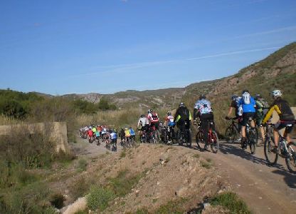 El Ayuntamiento organiza la segunda ruta del programa ''Bicicleta y Naturaleza'', que se desarrollar el prximo domingo en Avils