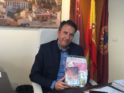 Lorca se suma al proyecto Bookcrossing liberando por San Valentn 40 libros para que sean compartidos y traspasen fronteras