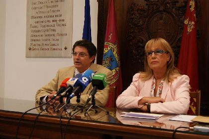 El Alcalde de Lorca inicia maana una ronda de contactos con las familias que han perdido por los terremotos el edificio en el que vivan