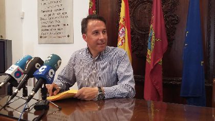 El Ayuntamiento de Lorca logra un supervit de 1.373.614,74  durante 2014 y reduce la deuda municipal ms de un 40 % 
