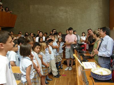 El Alcalde de Lorca felicita los alumnos de los colegios lorquinos ganadores del concurso ?Ponle Freno Junior? de la Fundacin Antena 3