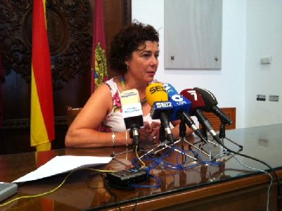 La Asociacin de Personas Sordas de Lorca y su Comarca lleva a cabo una campaa de sensibilizacin con motivo del Da Nacional de las Lenguas de Signos