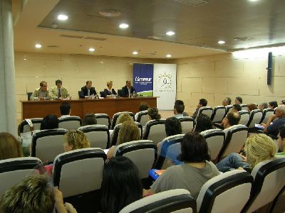 El Alcalde de Lorca destaca la formacin y el autoempleo como alternativas para la creacin de puestos de trabajo y la recuperacin socioeconmica de la crisis