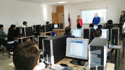 La Concejala de Empleo de Lorca inicia un curso de operaciones auxiliares de montaje de instalaciones electrnicas y telecomunicaciones en edificios