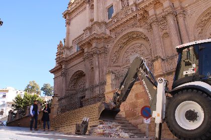 Informes de Urbanismo,Cultura, Patrimonio y Archivo Municipal confirman:La escalera de San Patricio carece de proteccin