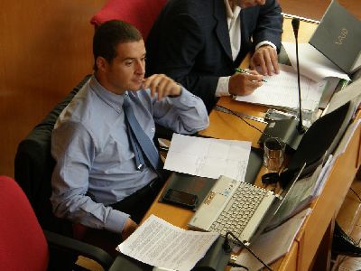 El Pleno Ayuntamiento de Lorca aprueba el presupuesto municipal para 2011, que aumentan las medidas contra el paro y los recortes en gasto corriente